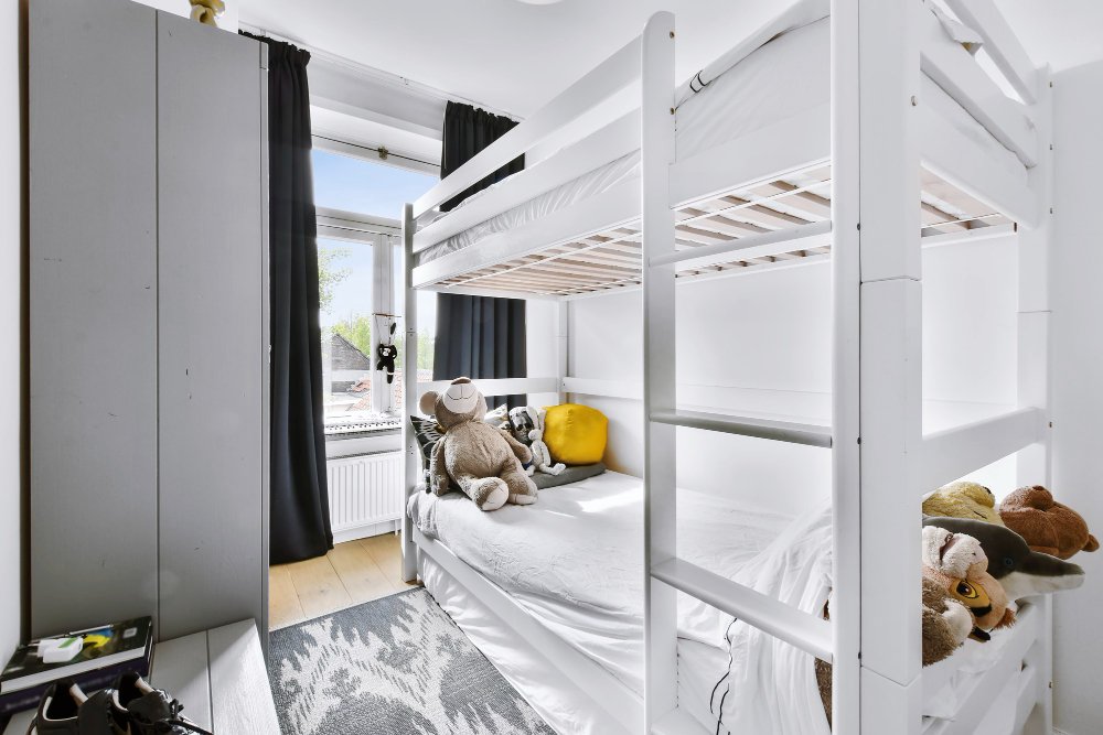 Custom Murphy Beds: A Smarter Way to Create Flexible, Space-Saving Rooms